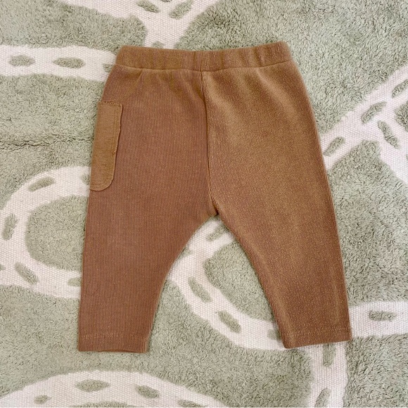 Zara Ribbed Knit Button Front Sweater Jogger Pants in Camel Brown - 12-18 Months - Picture 4 of 4